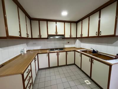 For Rent - Fragrance Court