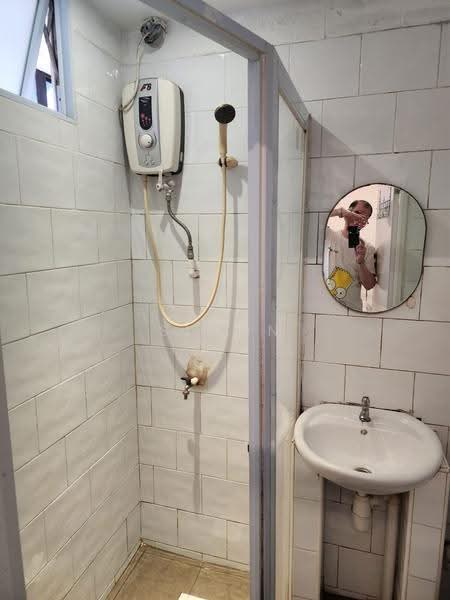 305 Tanjong Katong Road, Tanjong Katong Road, East Coast / Marine Parade, Room Rental, 120 sqft, Walk-up Apartment For Rent, by Simon Chuah, 23247957 - Bathroom - PropertyGuru.com.sg