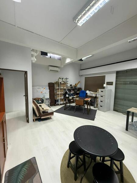 635 Veerasamy Road, 635 Veerasamy Road, 882 sqft, Shop / Shophouse For Sale, by Linndal Koh, 23248711 - CommercialGuru.com.sg