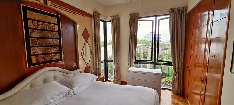 Seasons Park Condominium For Sale at S$ 1,500,000 | PropertyGuru Singapore