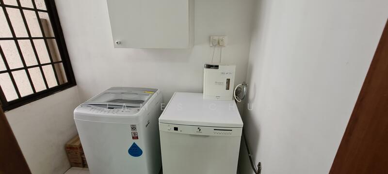 Seasons Park Condominium For Sale at S$ 1,500,000 | PropertyGuru Singapore