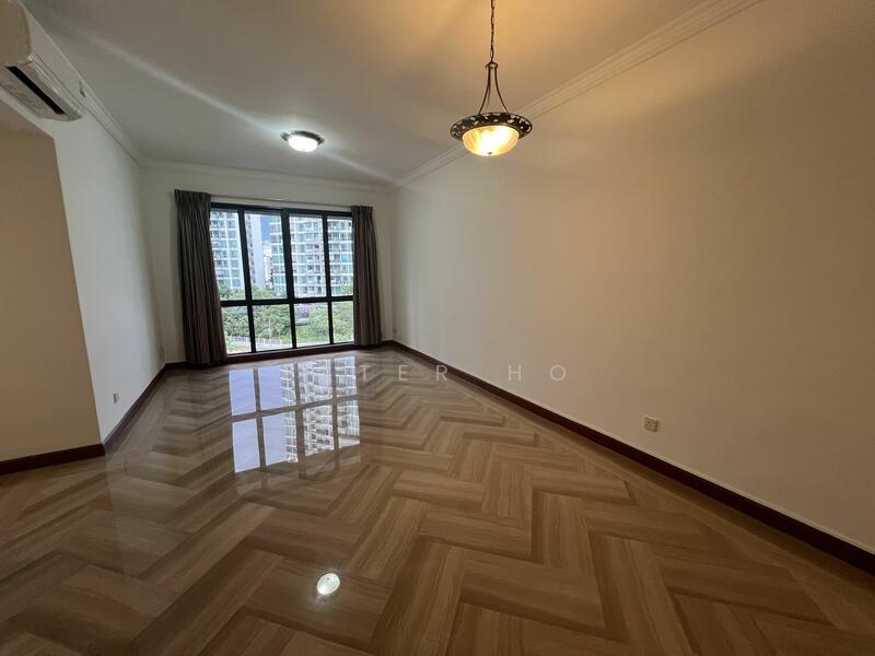 Glendale park - Spacious living hall