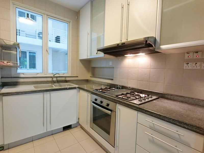 For Rent - Goldenhill Park Condo