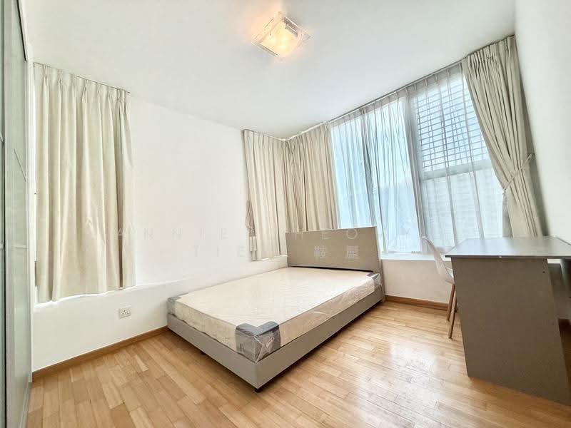 Parc Emily, 5 Mount Emily Road, Orchard / River Valley, 2 Bedrooms, 990 sqft, Condominium For Rent, by Annie Cheovys Tiew, 23258159 - PropertyGuru.com.sg