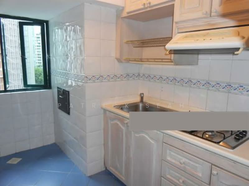 Surrey Court, 12 Surrey Court, 2 Bedrooms, 850 sqft, Condominium For Rent, by Patrick Seah, 23260066 - Kitchen 2 - PropertyGuru.com.sg