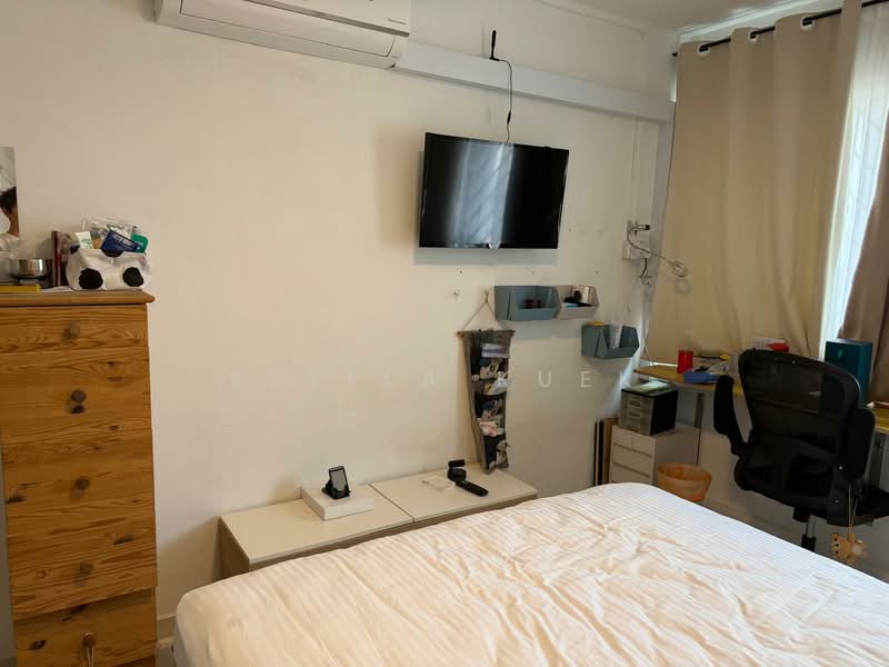 123 Mcnair Road, 123 Mcnair Road, Room Rental, 700 sqft, HDB Flat For Rent, by Stella Kuek, 23261483 - Master Bedroom View 2 - PropertyGuru.com.sg