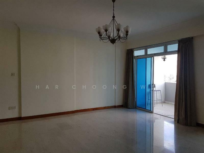 For Rent - La Crystal