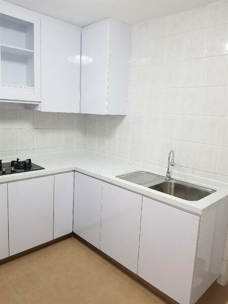 For Rent - La Crystal