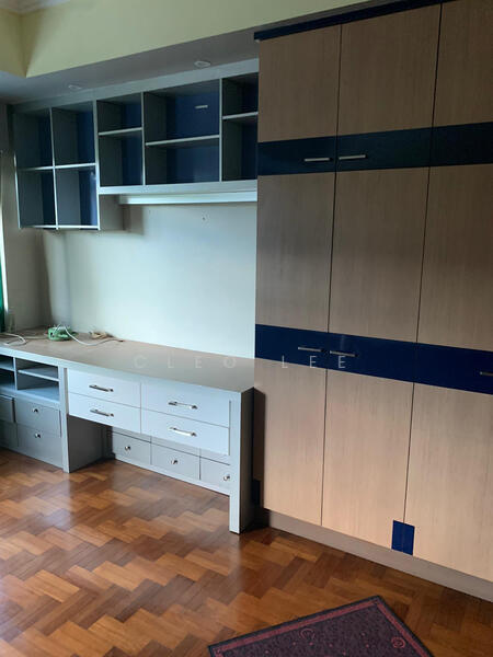 For Rent - 4x Eng Kong Terrace