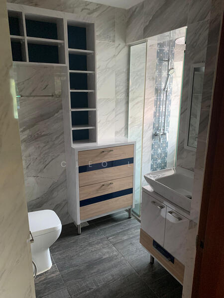 For Rent - 4x Eng Kong Terrace