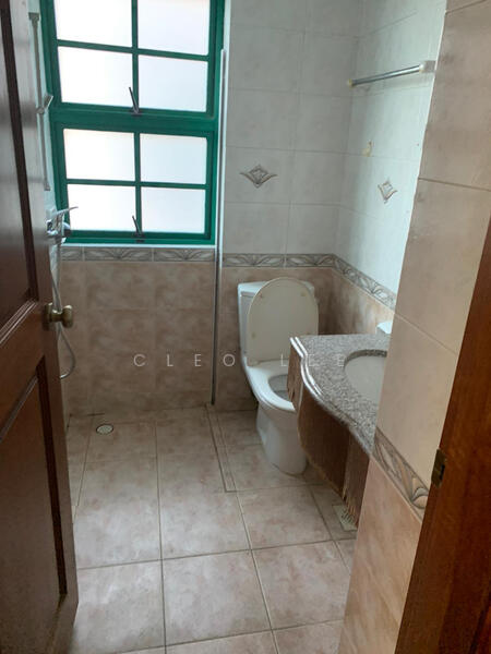 For Rent - 4x Eng Kong Terrace