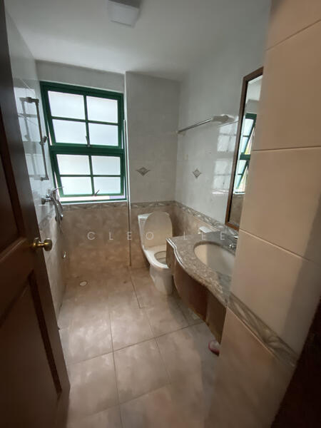 For Rent - 4x Eng Kong Terrace