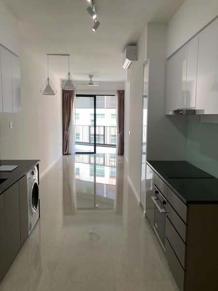 Rezi 35, 20 Lorong 35 Geylang, 2 Bedrooms, 850 sqft, Condominium For Rent, by Tay C A, 23264667 - PropertyGuru.com.sg