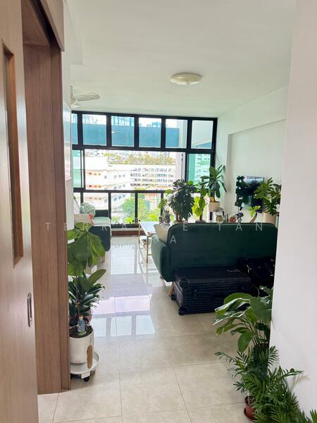 For Rent - 159A Rivervale Crescent