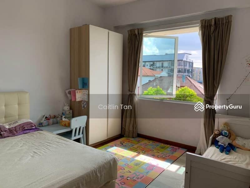 Spacious common bedroom 1