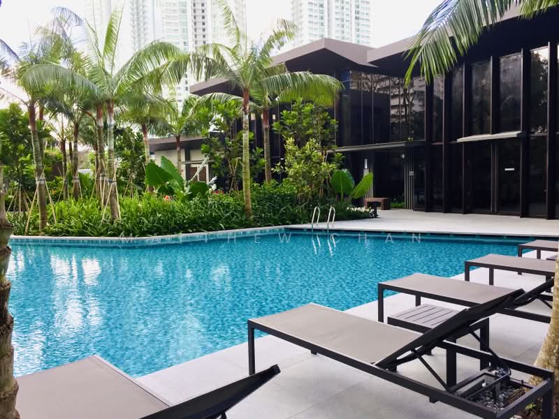 Commonwealth Towers, 230 Commonwealth Avenue, 3 Bedrooms, 1,055 sqft, Condominium For Rent, by Matthew Chan, 23272381 - Relaxing pool - PropertyGuru.com.sg
