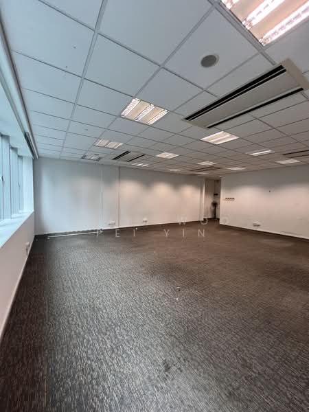 Office Spaces Available For Rent Along Queen Street!, Queen Street, 1,055 sqft, Office For Rent, by Delia Woo Pei Yin, 23279890 - CommercialGuru.com.sg