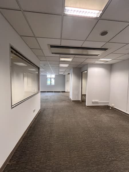 Office Spaces Available For Rent Along Queen Street!, Queen Street, 1,055 sqft, Office For Rent, by Delia Woo Pei Yin, 23279890 - CommercialGuru.com.sg