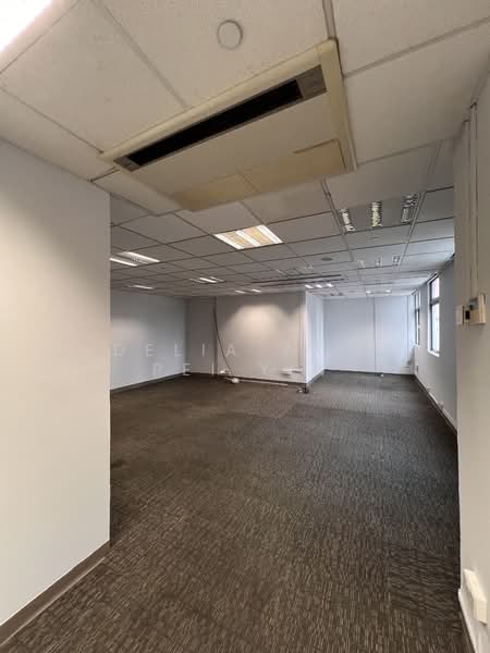 Office Spaces Available For Rent Along Queen Street!, Queen Street, 1,055 sqft, Office For Rent, by Delia Woo Pei Yin, 23279890 - CommercialGuru.com.sg