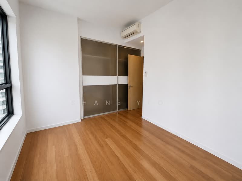 Rhapsody on Mount Elizabeth, 16 Mount Elizabeth, 2 Bedrooms, 1,044 sqft, Apartment For Sale, by Shane Yeo, 23281301 - Master Bedroom - PropertyGuru.com.sg