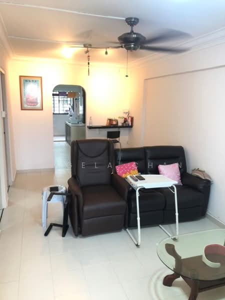 3 Lorong Lew Lian, 3 Lorong Lew Lian, 2 Bedrooms, 702 sqft, HDB Flat For Rent, by Angela Chan, 23282207 - PropertyGuru.com.sg