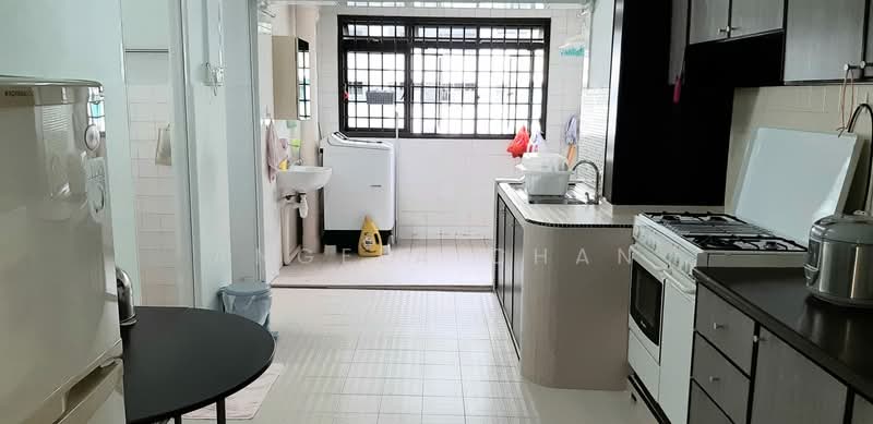 3 Lorong Lew Lian, 3 Lorong Lew Lian, 2 Bedrooms, 702 sqft, HDB Flat For Rent, by Angela Chan, 23282207 - PropertyGuru.com.sg