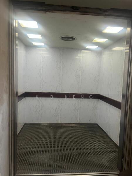 Henderson Industrial Park, 213 Henderson Road, Alexandra / Commonwealth, 1,800 sqft, Light Industrial (B1) For Rent, by K B Keng, 23282260 - CommercialGuru.com.sg