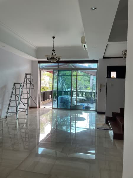 For Rent - Summer Villas