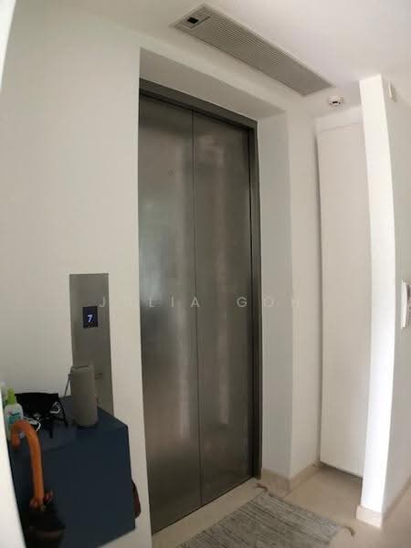 Parvis, 18 Holland Hill, Tanglin / Holland / Bukit Timah, 2 Bedrooms, 1,195 sqft, Condominium For Rent, by Julia Goh, 23286329 - PropertyGuru.com.sg