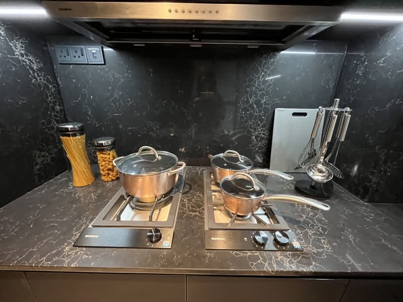 Jervois Prive, 100A Jervois Road, 2 Bedrooms, 1,109 sqft, Condominium For Sale, by Kathy Lee, 23287357 - PropertyGuru.com.sg