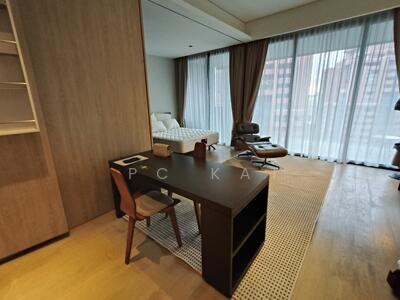 For Rent - OUE Twin Peaks