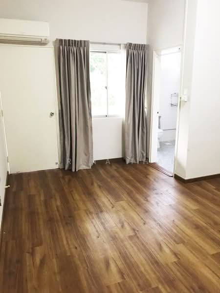 Golden Hill Estate, Golden Hill Estate, 4 Bedrooms, 3,000 sqft, Semi-Detached House For Rent, by Corina Tham, 23288656 - PropertyGuru.com.sg