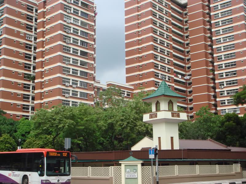 130 Clarence Lane, 130 Clarence Lane, Room Rental, 150 sqft, HDB Flat For Rent, by Shibani Banerjee, 23289487 - Clarence Lane - PropertyGuru.com.sg