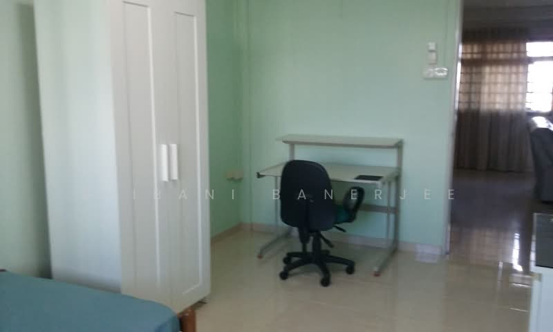 130 Clarence Lane, 130 Clarence Lane, Room Rental, 150 sqft, HDB Flat For Rent, by Shibani Banerjee, 23289487 - PropertyGuru.com.sg