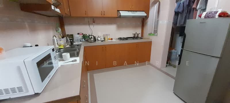 130 Clarence Lane, 130 Clarence Lane, Room Rental, 150 sqft, HDB Flat For Rent, by Shibani Banerjee, 23289487 - Kitchen - PropertyGuru.com.sg