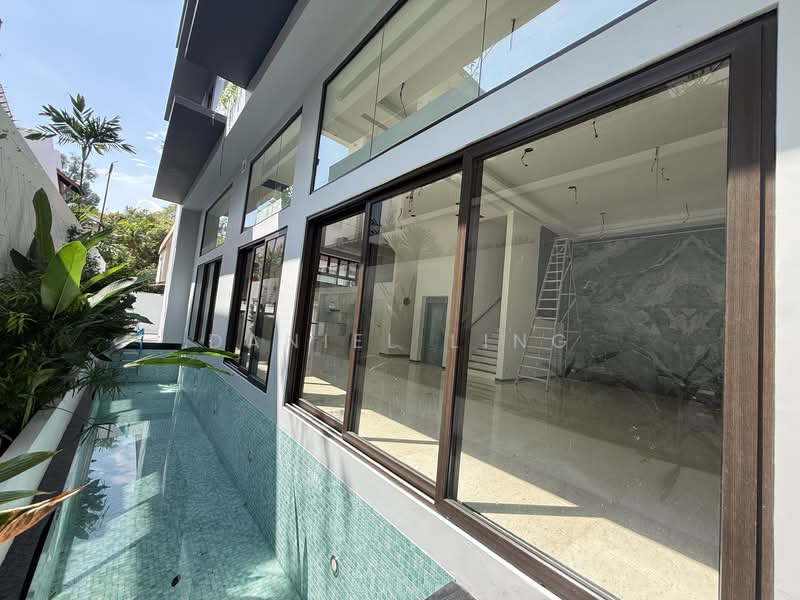 Brand New House Superb Location - D.10 Fernhill. 1km SCGS, Fernhill Rd/Fernhill Cres./Stevens Close/Robin Close/, 5 Bedrooms, 9,500 sqft, Semi-Detached House For Sale, by Daniel Ling, 23289765 - PropertyGuru.com.sg