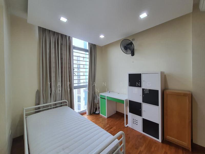 The Lakeshore, 31 Jurong West Street 41, Boon Lay / Jurong / Tuas, 3 Bedrooms, 1,109 sqft, Condominium For Rent, by Yap Tan Sing (Dylan) 叶谭信, 23290085 - Common Bedroom 1 - PropertyGuru.com.sg