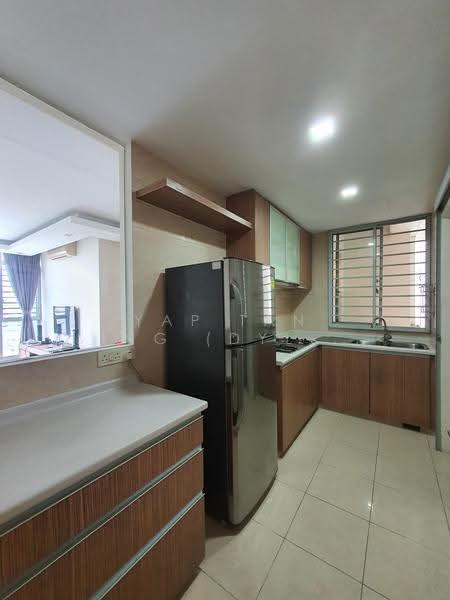 The Lakeshore, 31 Jurong West Street 41, Boon Lay / Jurong / Tuas, 3 Bedrooms, 1,109 sqft, Condominium For Rent, by Yap Tan Sing (Dylan) 叶谭信, 23290085 - Kitchen - PropertyGuru.com.sg