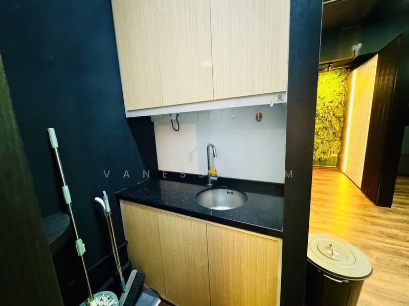 Vertex, 33 Ubi Avenue 3, 1,227 sqft, Light Industrial (B1) For Rent, by Vanessa Lim, 23290880 - CommercialGuru.com.sg