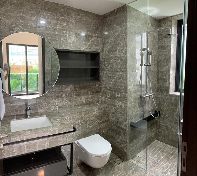 Amber 45, 45 Amber Road, East Coast / Marine Parade, 3 Bedrooms, 1,184 sqft, Condominium For Rent, by Han ShuMin (Christel), 23291110 - Master bedroom toilet - PropertyGuru.com.sg