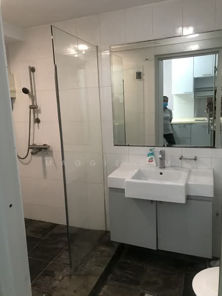 Sherwood Towers, 3 Jalan Anak Bukit, 1 Bedroom, 829 sqft, Apartment For Rent, by Maggie Sim, 23291518 - PropertyGuru.com.sg