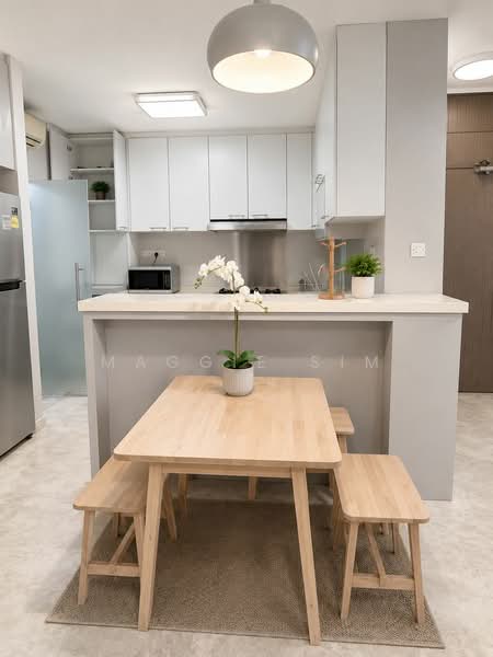 Sherwood Towers, 3 Jalan Anak Bukit, 1 Bedroom, 829 sqft, Apartment For Rent, by Maggie Sim, 23291518 - PropertyGuru.com.sg