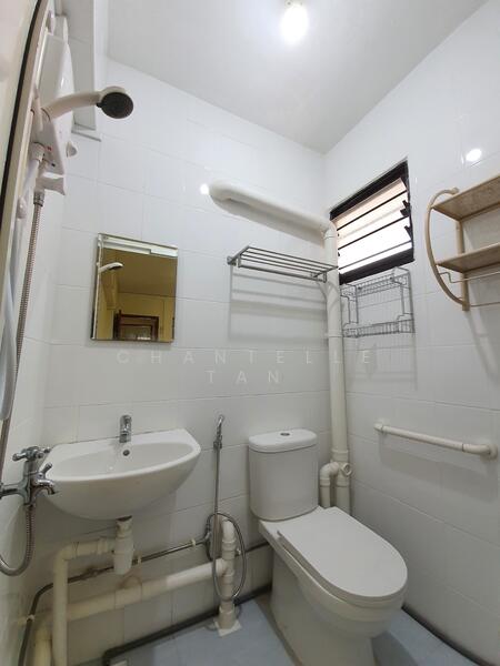 351 Clementi Avenue 2, 351 Clementi Avenue 2, 2 Bedrooms, 720 sqft, HDB Flat For Rent, by Chantelle Tan, 23293033 - PropertyGuru.com.sg