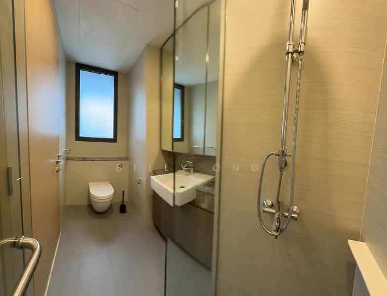 Seventy St Patrick's, 70 Saint Patrick's Road, 2 Bedrooms, 840 sqft, Condominium For Rent, by Billy Ong, 23293902 - Msster bathroom - PropertyGuru.com.sg