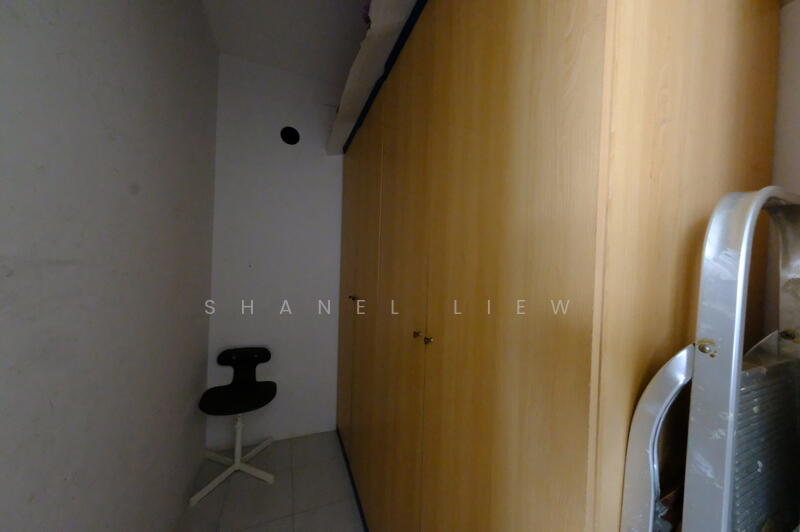 For Rent - The Esparis