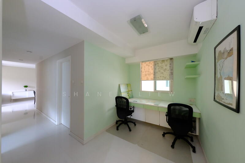 For Rent - The Esparis