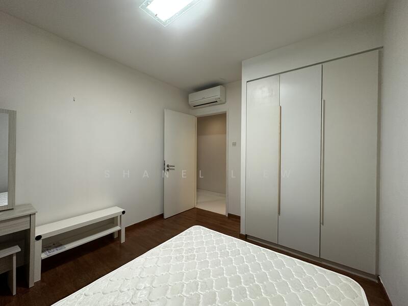 For Rent - The Esparis