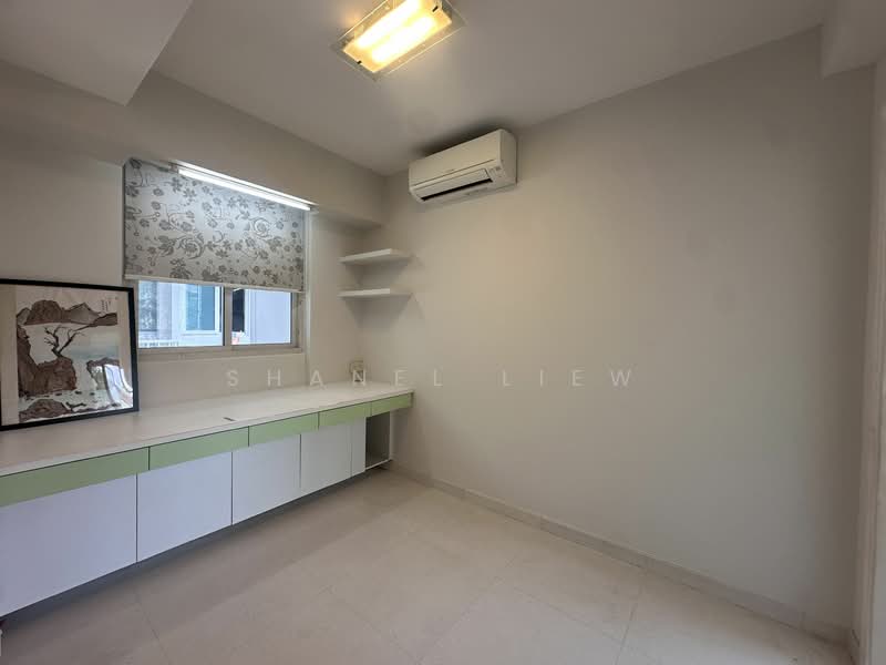 For Rent - The Esparis