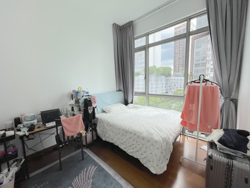 For Sale - Kingsford Hillview Peak