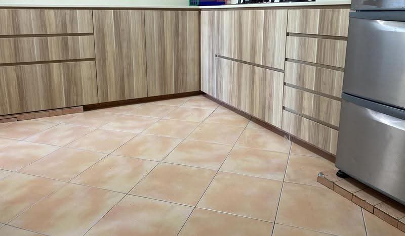 216 Jurong East Street 21, 216 Jurong East Street 21, Boon Lay / Jurong / Tuas, Room Rental, 350 sqft, HDB Flat For Rent, by Angela Chan, 23296532 - PropertyGuru.com.sg